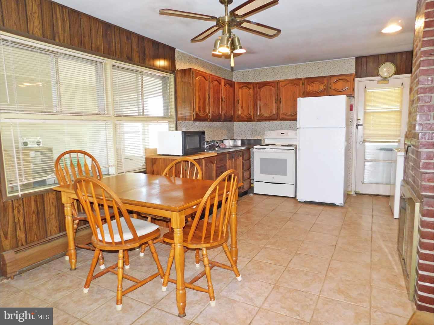 79 Bittersweet Road Levittown, PA 19057 - Photo 4 of 22 Kitchen