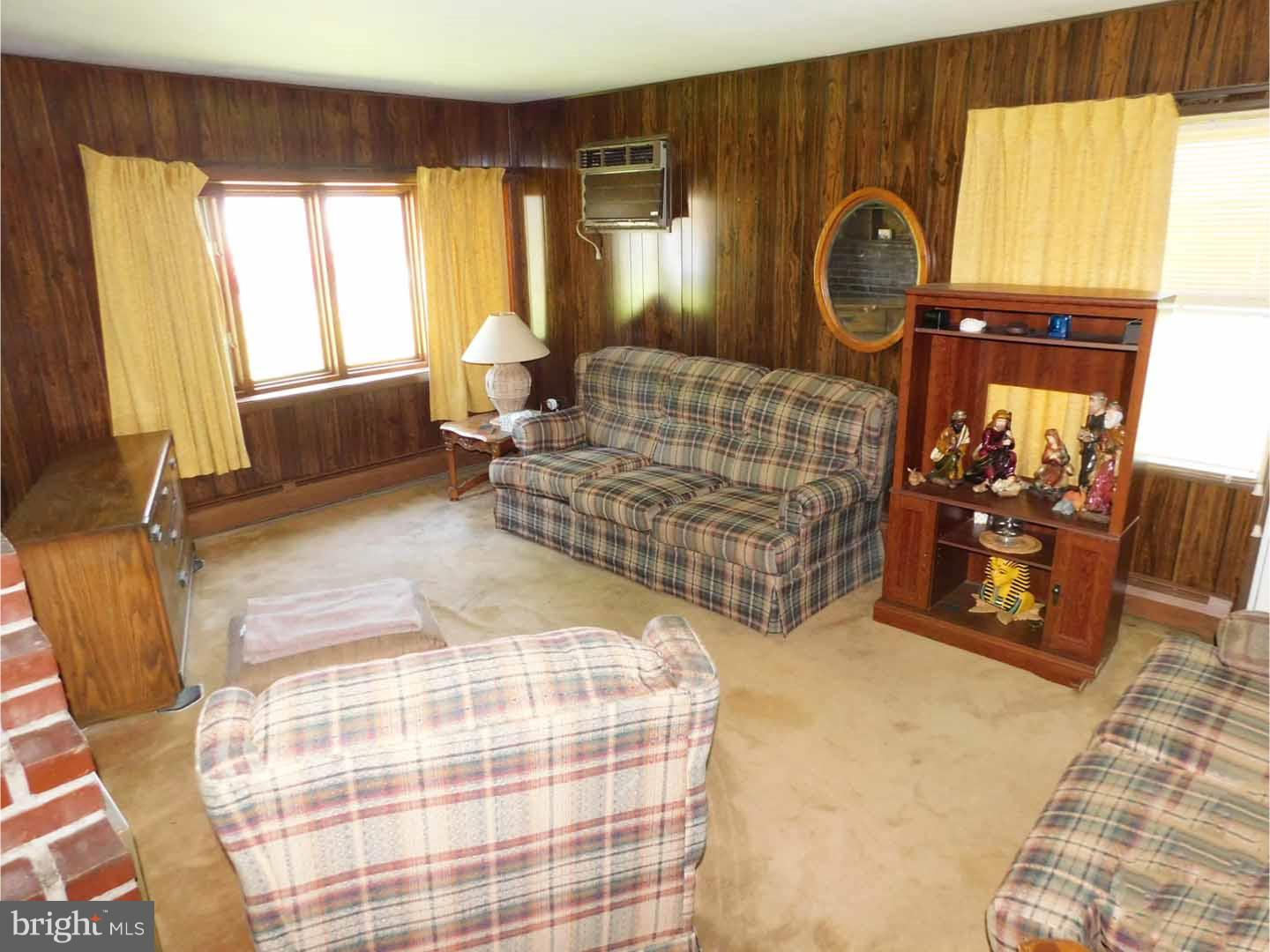 79 Bittersweet Road Levittown, PA 19057 - Photo 8 of 22 Living Room