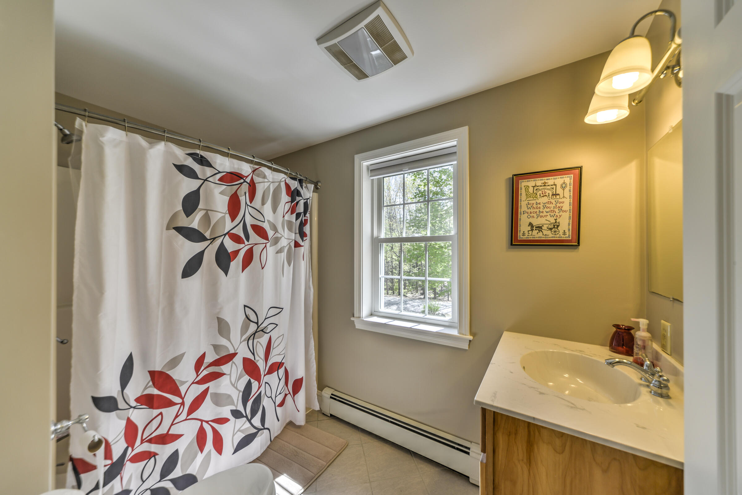 9 Carriage Hill Road Raymond, ME 04071 - Photo 31 of 48 Full Bathroom for Bedrooms 2 & 3