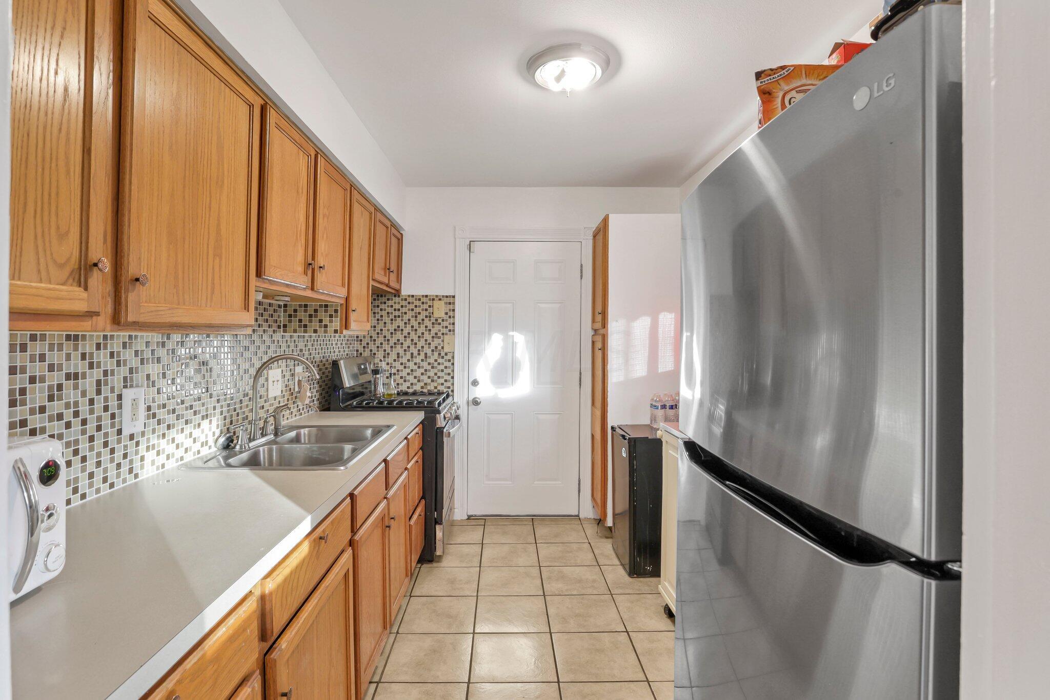 4384 Etna Road Columbus, OH 43213 - Photo 12 of 28 Kitchen