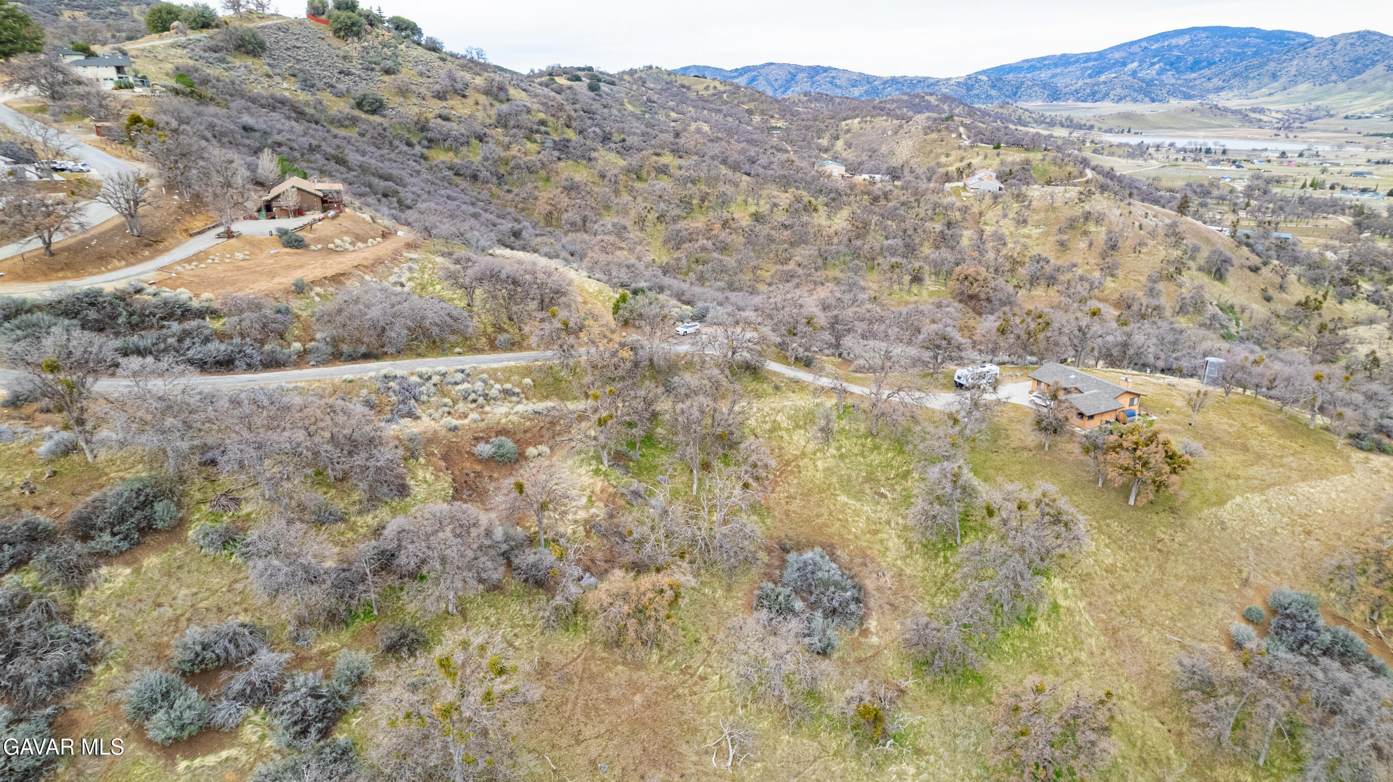 Lusanne Court Tehachapi, CA 93561 - Photo 3 of 12 1