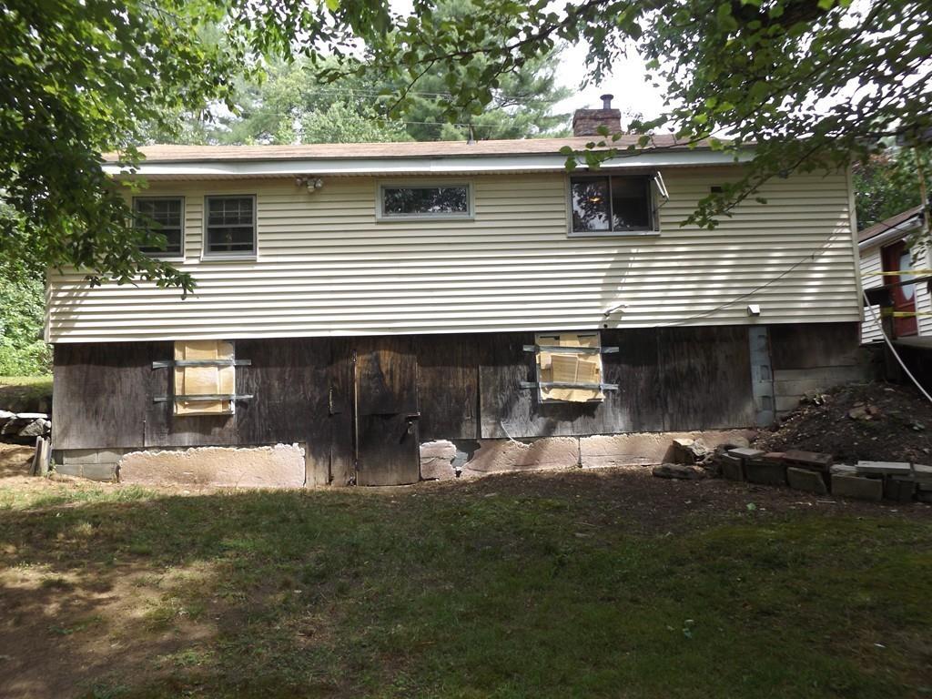 39 Norris Road Tyngsborough, MA 01879 - Photo 2 of 14 Gallery Image 2