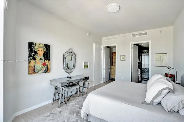 $9,500 | 2831 South Bayshore Drive, Unit 1808, Miami, FL 33133