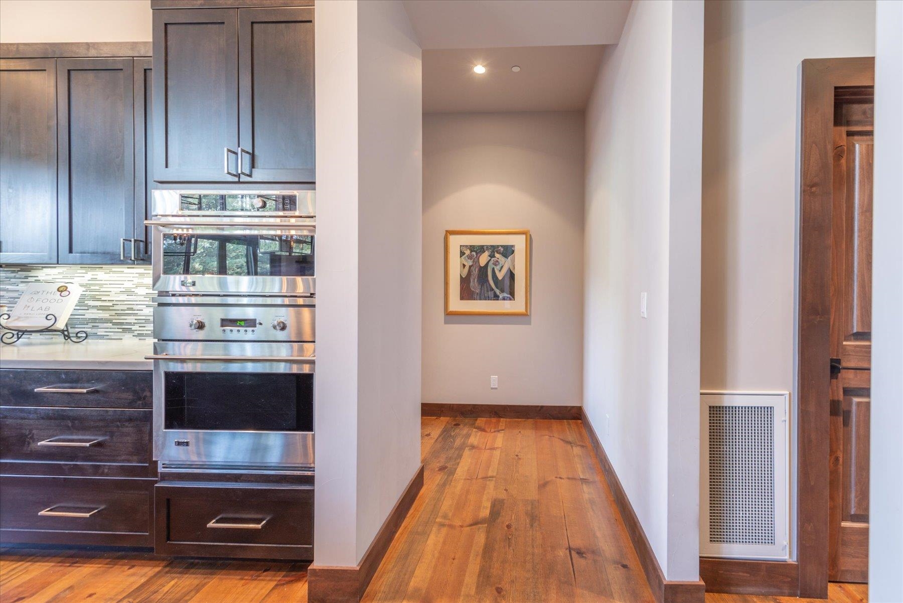 11102 Meek Court Truckee, CA 96161 - Photo 11 of 28 a view of kitchen with wooden floor