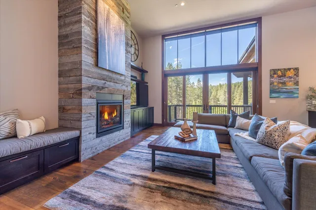 $2,495,000 | 11102 Meek Court, Truckee, CA 96161