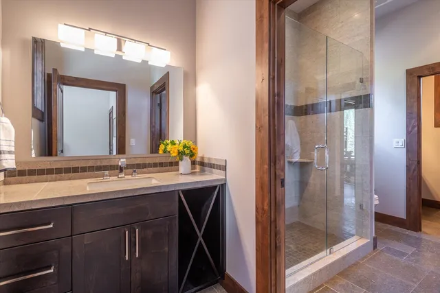 $2,495,000 | 11102 Meek Court, Truckee, CA 96161