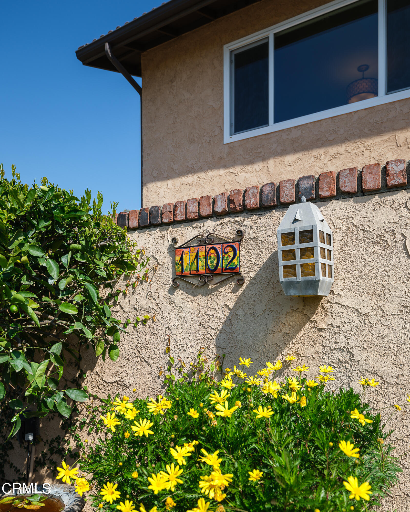1102 Cll Adra Duarte, CA 91010 - Photo 3 of 37 a front view of a house with a yard