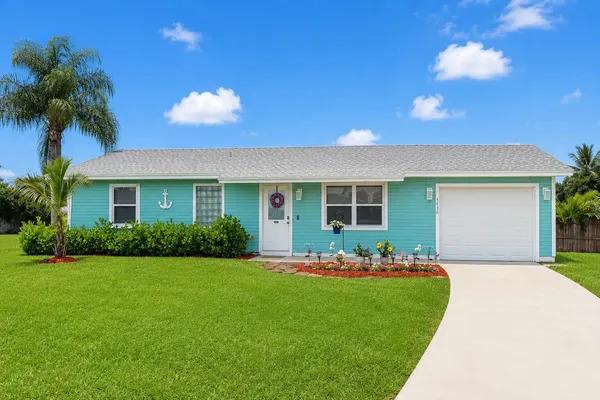 $410,000 | 4436 Southeast Beckett Avenue, Stuart, FL 34997