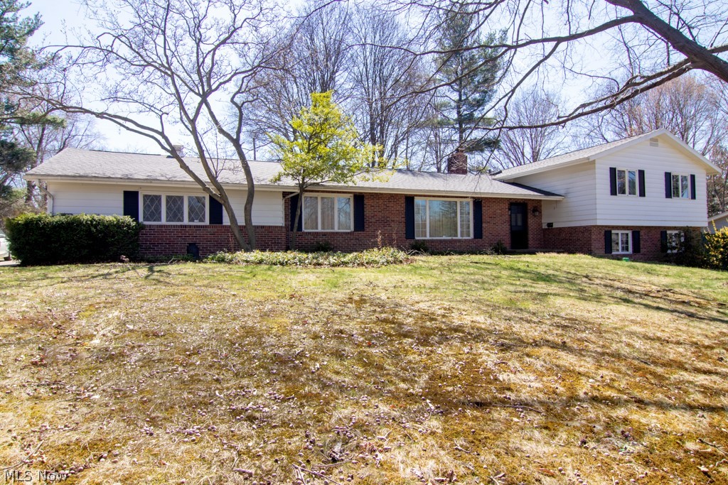 2044 Larchmont Road Akron, OH 44313 - Photo 1 of 25 Gallery Image 1