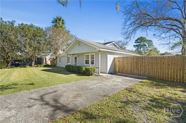 $360,000 | 1110 Juanita Street, Savannah, GA 31410