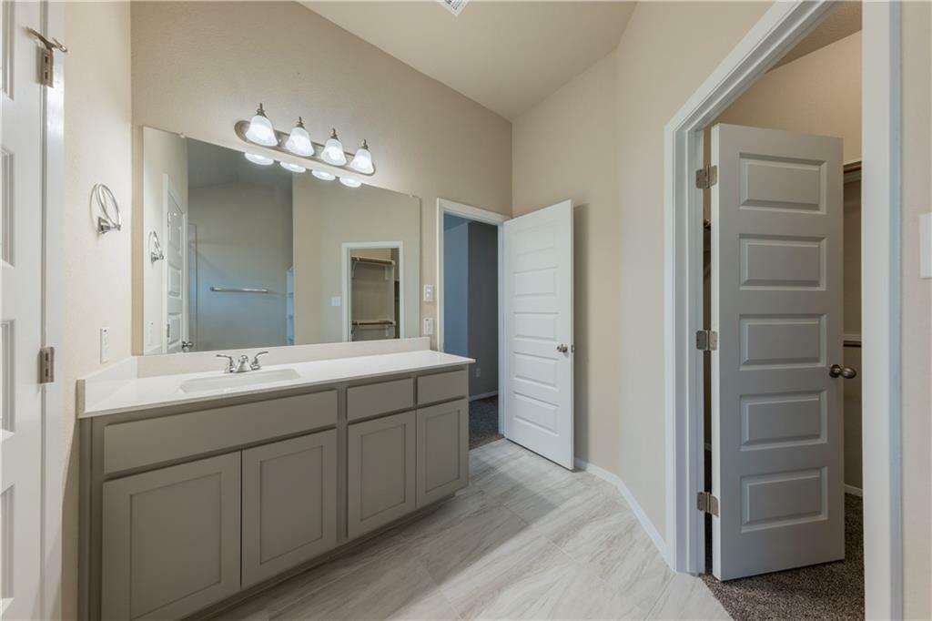 5705 Respinto Drive Austin, TX 78747 - Photo 12 of 18