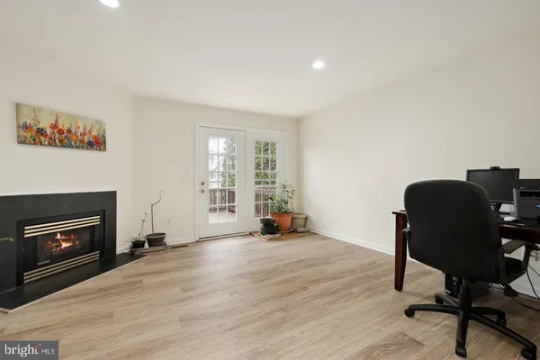 $3,200 | 13109 Quail Creek Lane, Fairfax, VA 22033