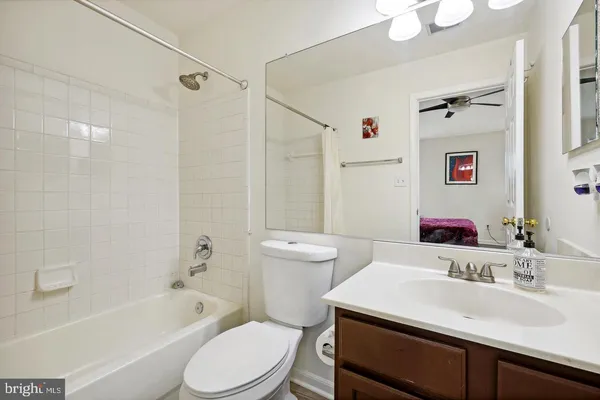 $3,200 | 13109 Quail Creek Lane, Fairfax, VA 22033