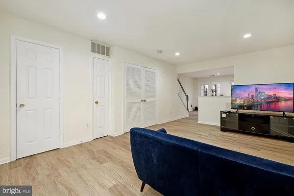 $3,200 | 13109 Quail Creek Lane, Fairfax, VA 22033