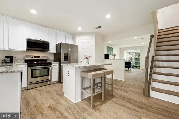 $3,200 | 13109 Quail Creek Lane, Fairfax, VA 22033