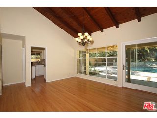 1709 Roscomare Road Los Angeles, CA 90077 - Photo 8 of 28
