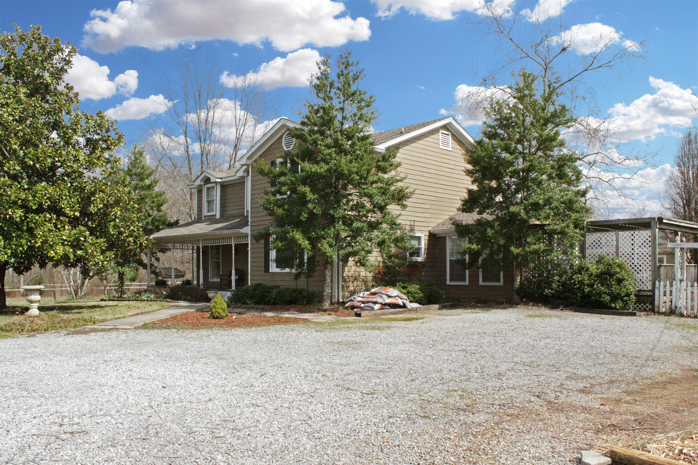5253 Edgar Dillard Road Greenbrier, TN 37073 - Photo 3 of 29 Gallery Image 3