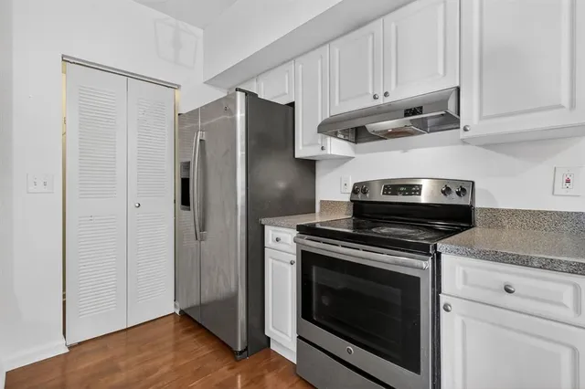 $225,000 | 3261 Sabal Palm Manor, Unit 101, Hollywood, FL 33024