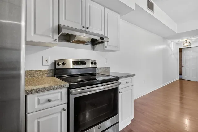 $225,000 | 3261 Sabal Palm Manor, Unit 101, Hollywood, FL 33024