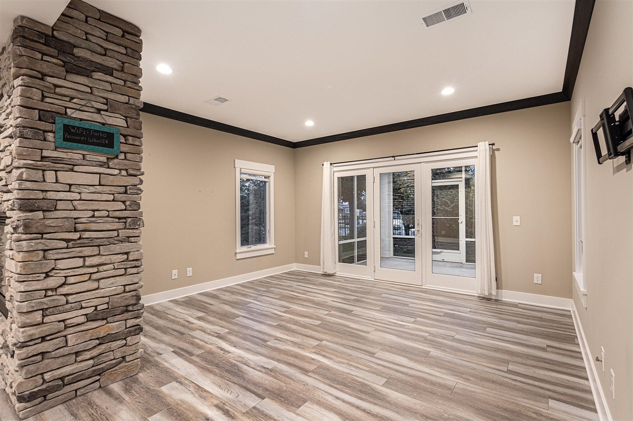 920 West Savidge Street, Unit 2 Spring Lake, MI 49456 - Photo 8 of 37