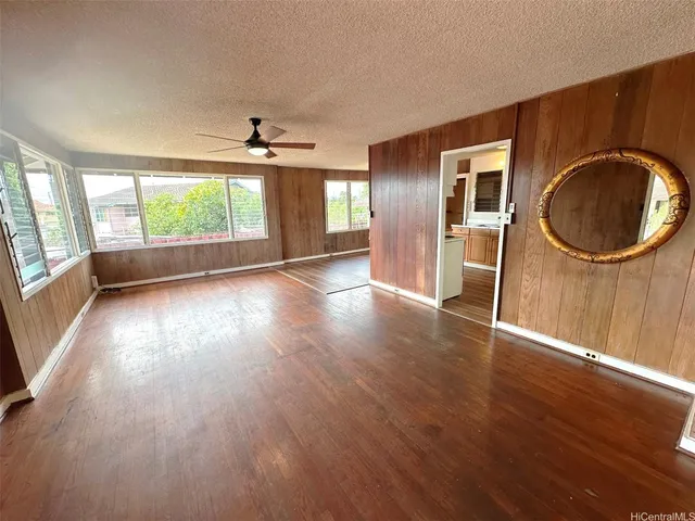 $2,850 | 94-406 Kahualei Place, Waipahu, HI 96797