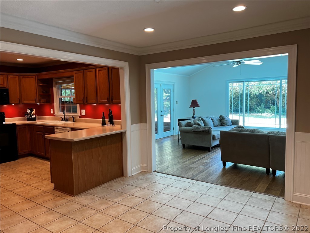 501 York Road Fayetteville, NC 28303 - Photo 11 of 26 Gallery Image 11