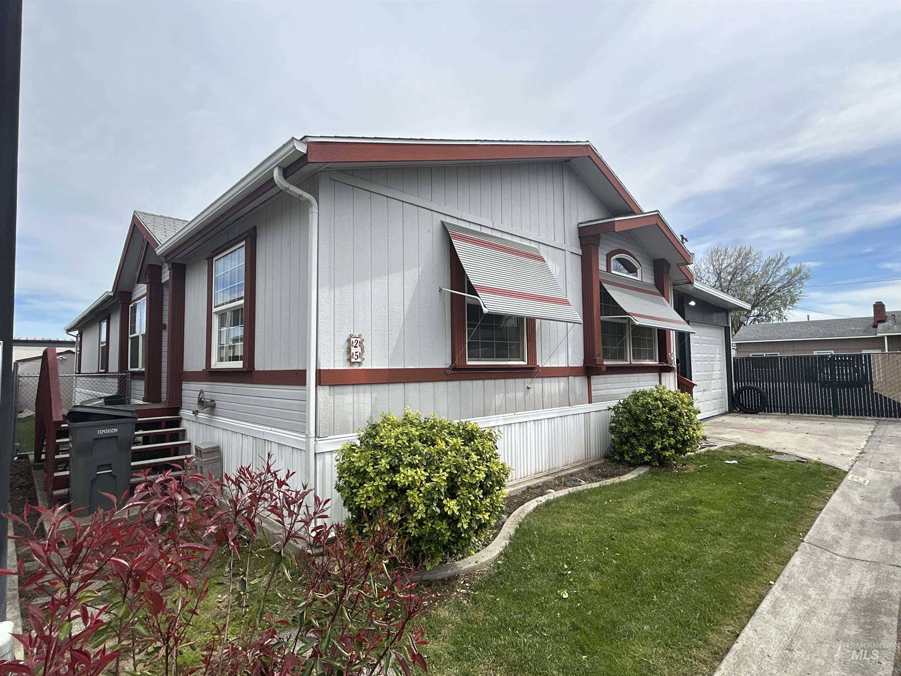 2115 6th Avenue, Unit 25 Clarkston, WA 99403 - Photo 1 of 25