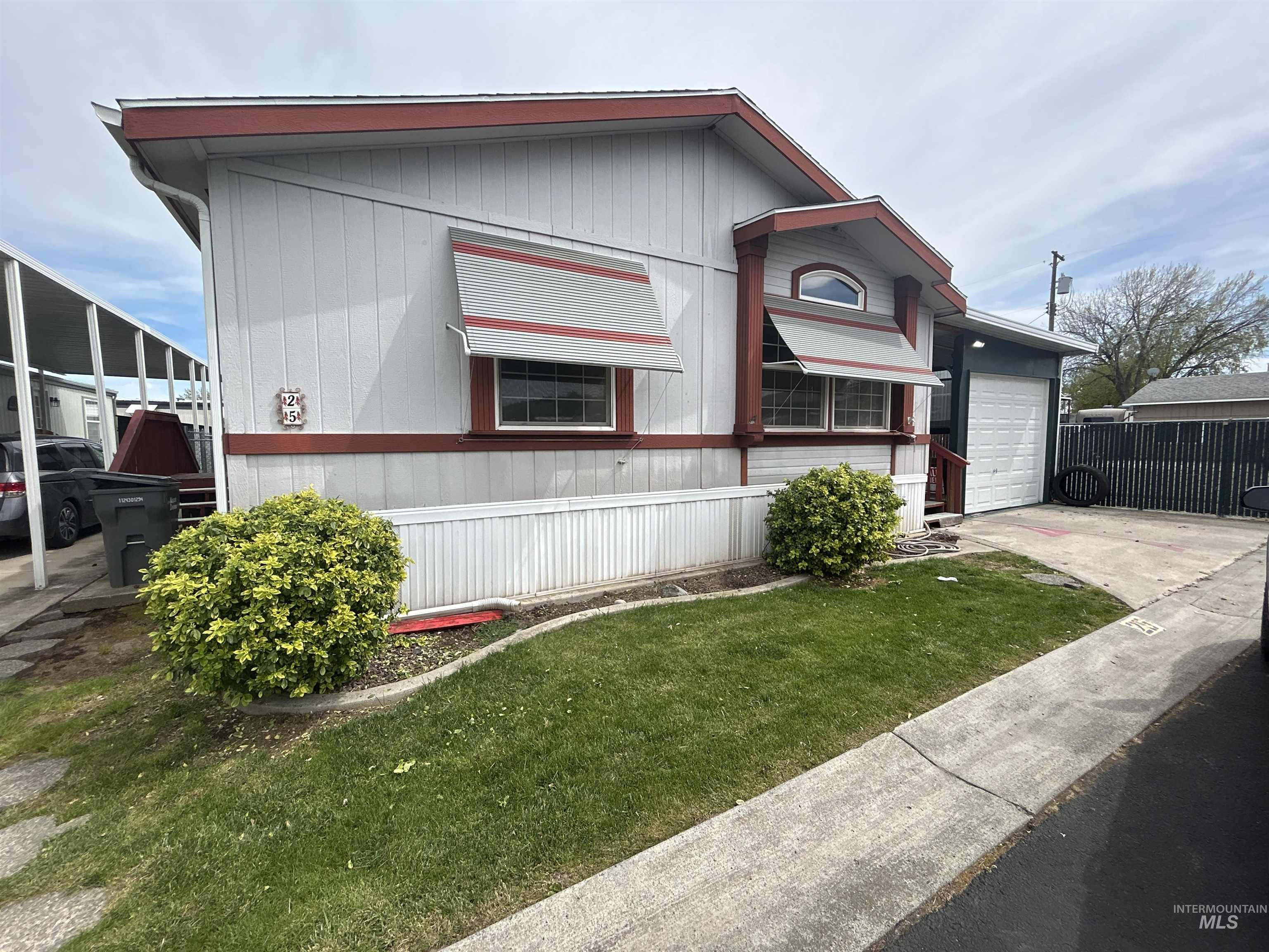 2115 6th Avenue, Unit 25 Clarkston, WA 99403 - Photo 2 of 25