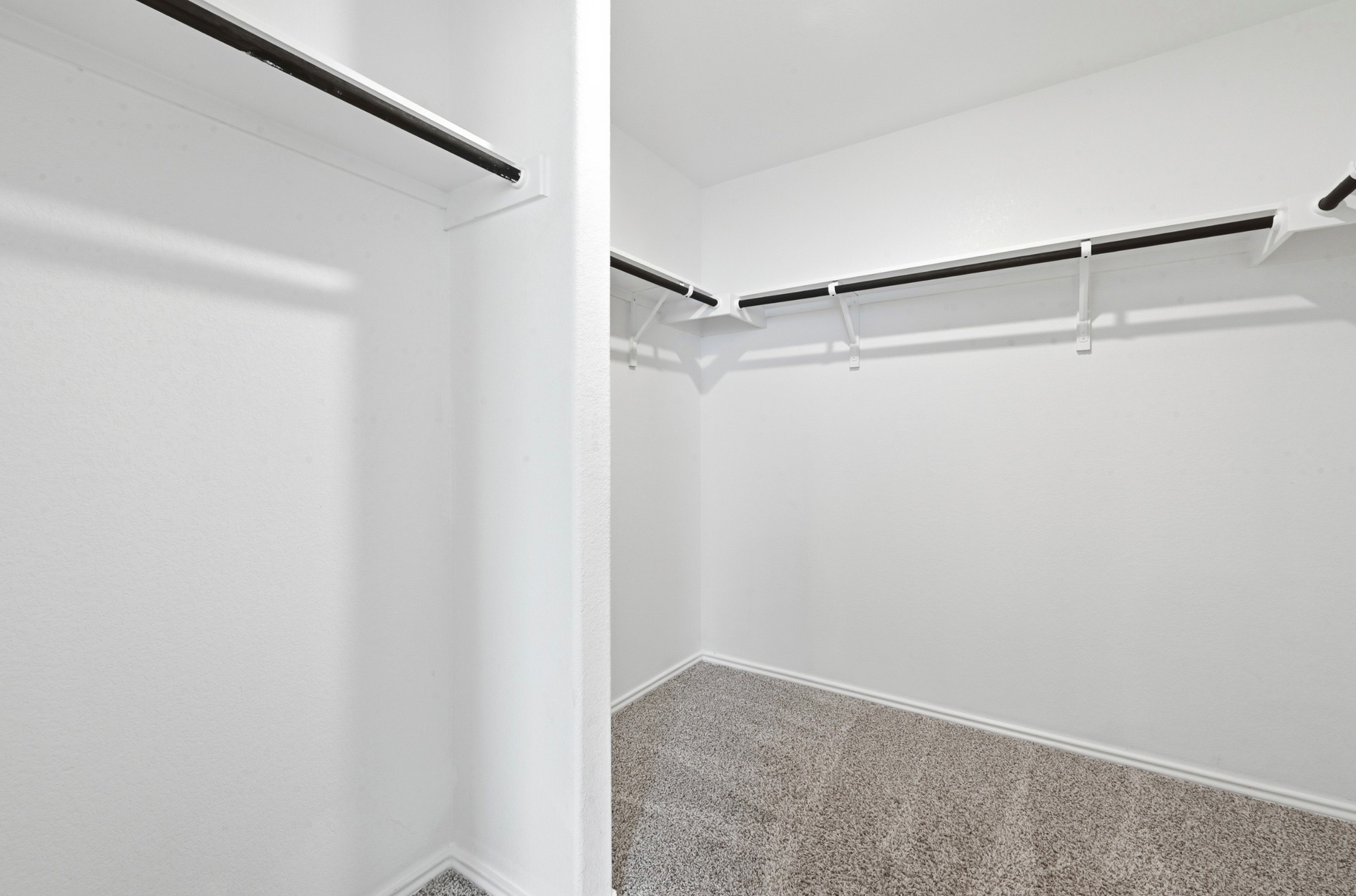 388 Barcelona Kyle, TX 78640 - Photo 17 of 26 a view of small space