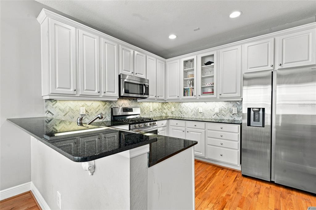 3315 West De Leon Street, Unit 18 Tampa, FL 33609 - Photo 15 of 49 Gallery Image 15