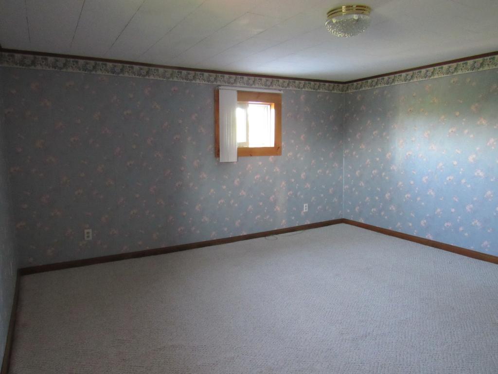 3390 Carter Road Lowell, VT 05847 - Photo 17 of 33