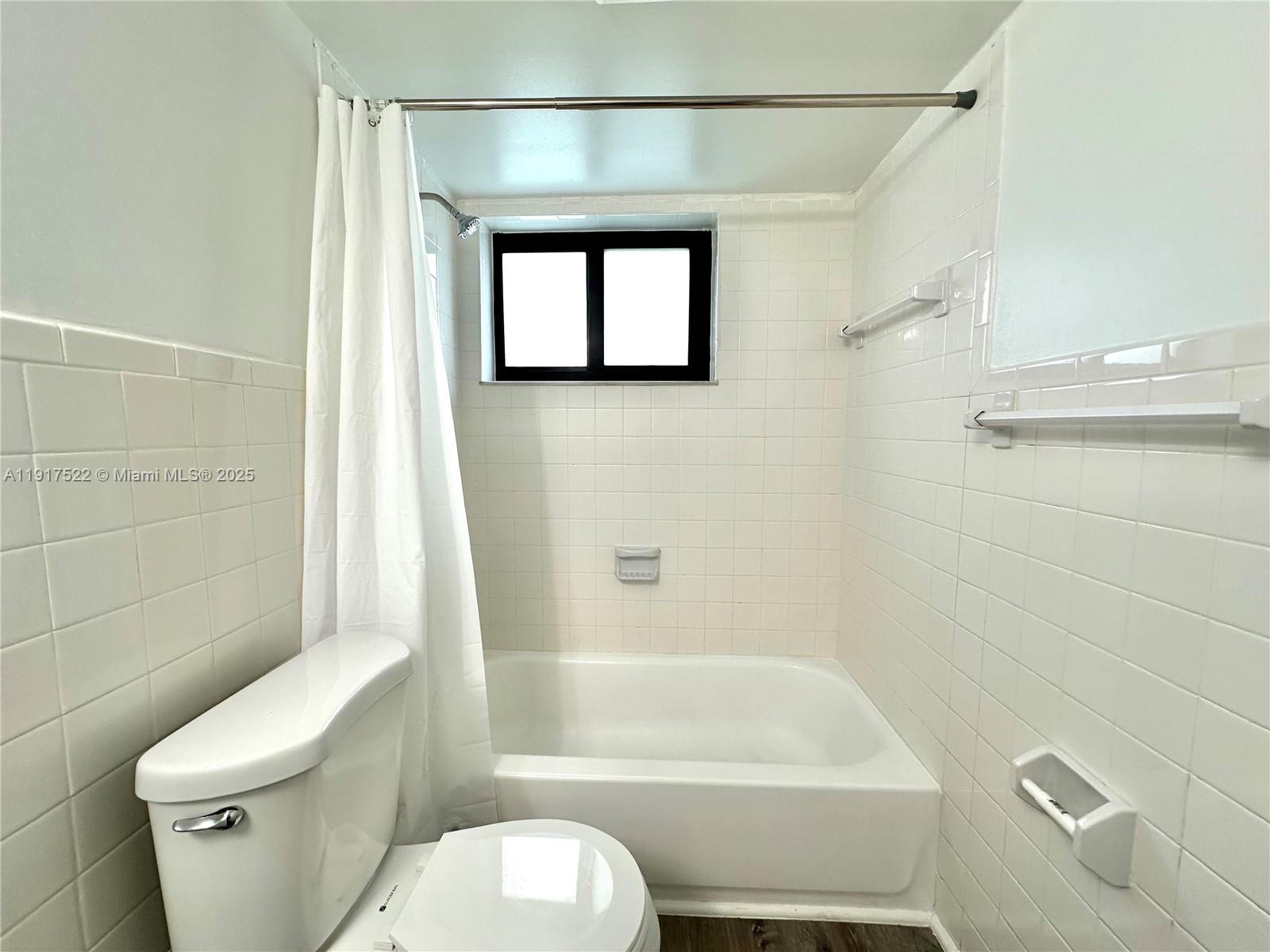 529 Southwest 4th Street, Unit 203 Miami, FL 33130 - Photo 12 of 31