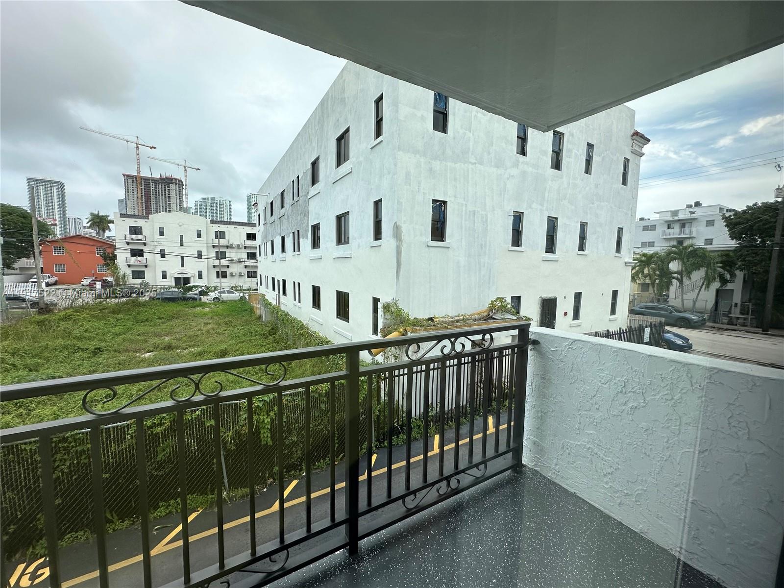 529 Southwest 4th Street, Unit 203 Miami, FL 33130 - Photo 19 of 31