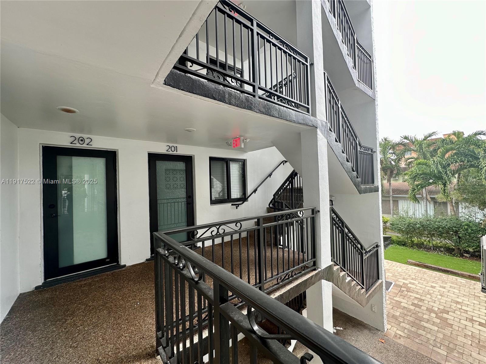 529 Southwest 4th Street, Unit 203 Miami, FL 33130 - Photo 27 of 31