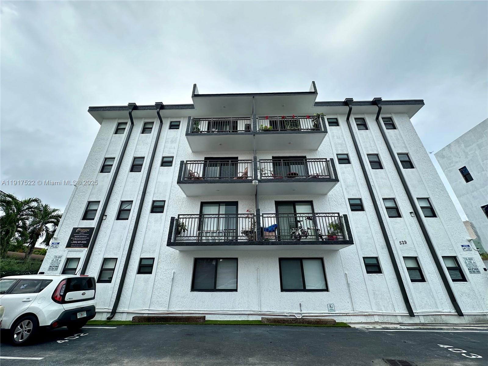 529 Southwest 4th Street, Unit 203 Miami, FL 33130 - Photo 29 of 31