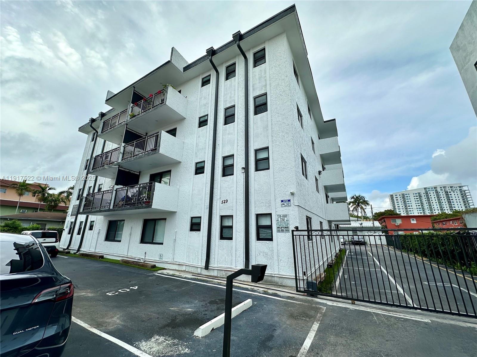 529 Southwest 4th Street, Unit 203 Miami, FL 33130 - Photo 30 of 31