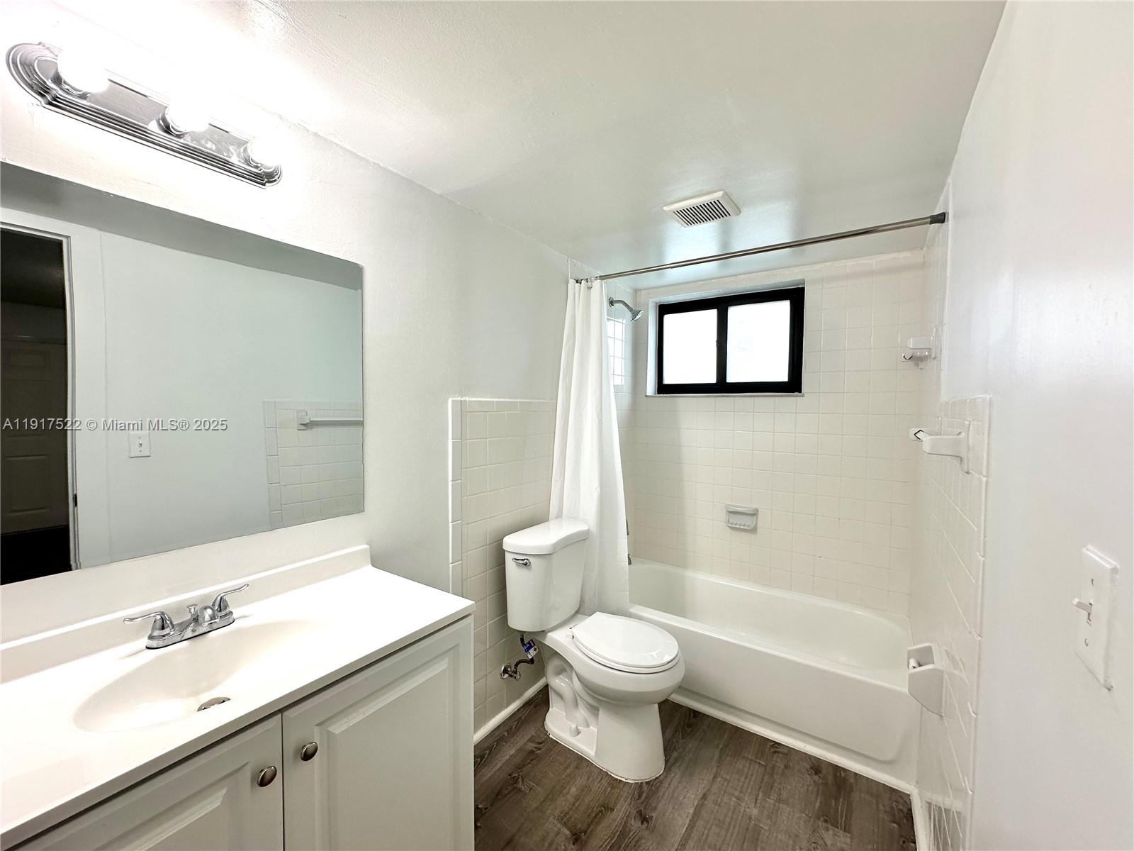 529 Southwest 4th Street, Unit 203 Miami, FL 33130 - Photo 10 of 31
