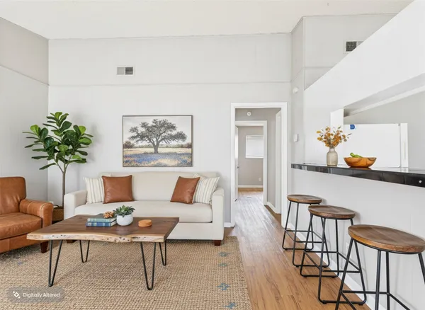 $1,325 | 616 West 51st Street, Unit 104, Austin, TX 78751