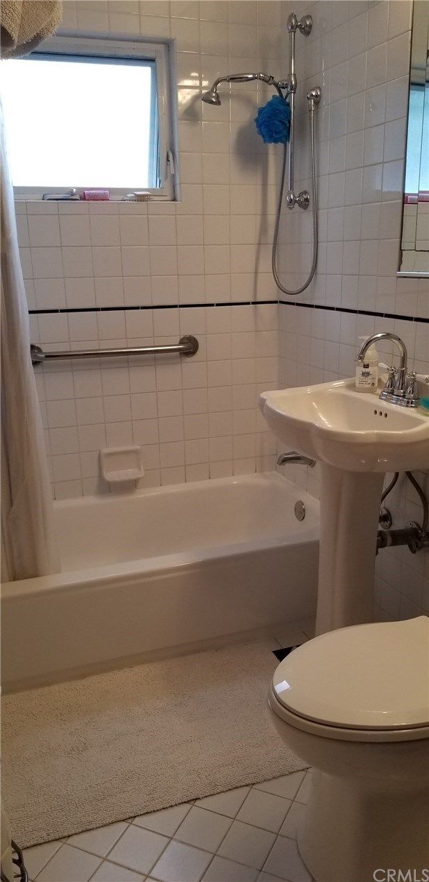 807 High Lane Redondo Beach, CA 90278 - Photo 11 of 13