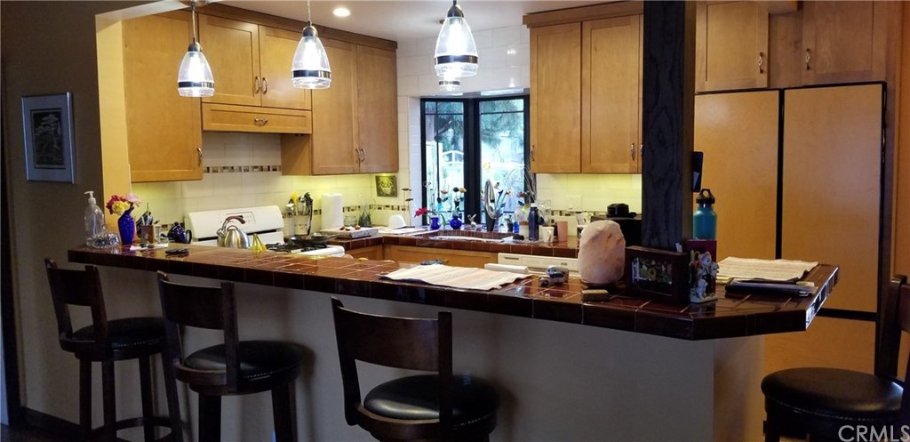 807 High Lane Redondo Beach, CA 90278 - Photo 5 of 13