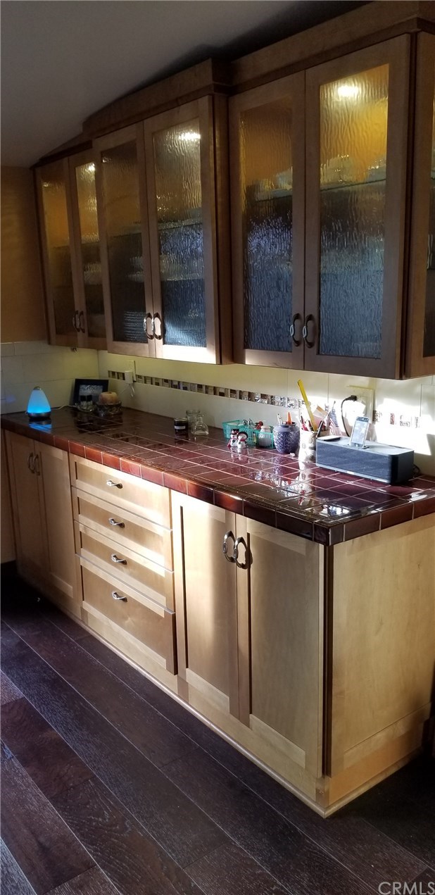 807 High Lane Redondo Beach, CA 90278 - Photo 9 of 13