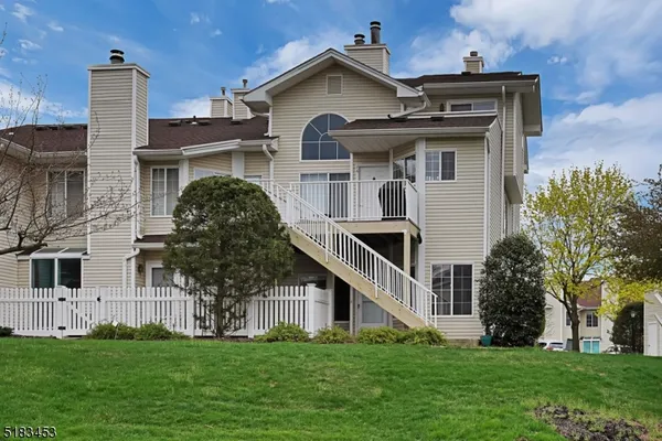 $2,850 | 78 Academy Court, Bedminster, NJ 07921