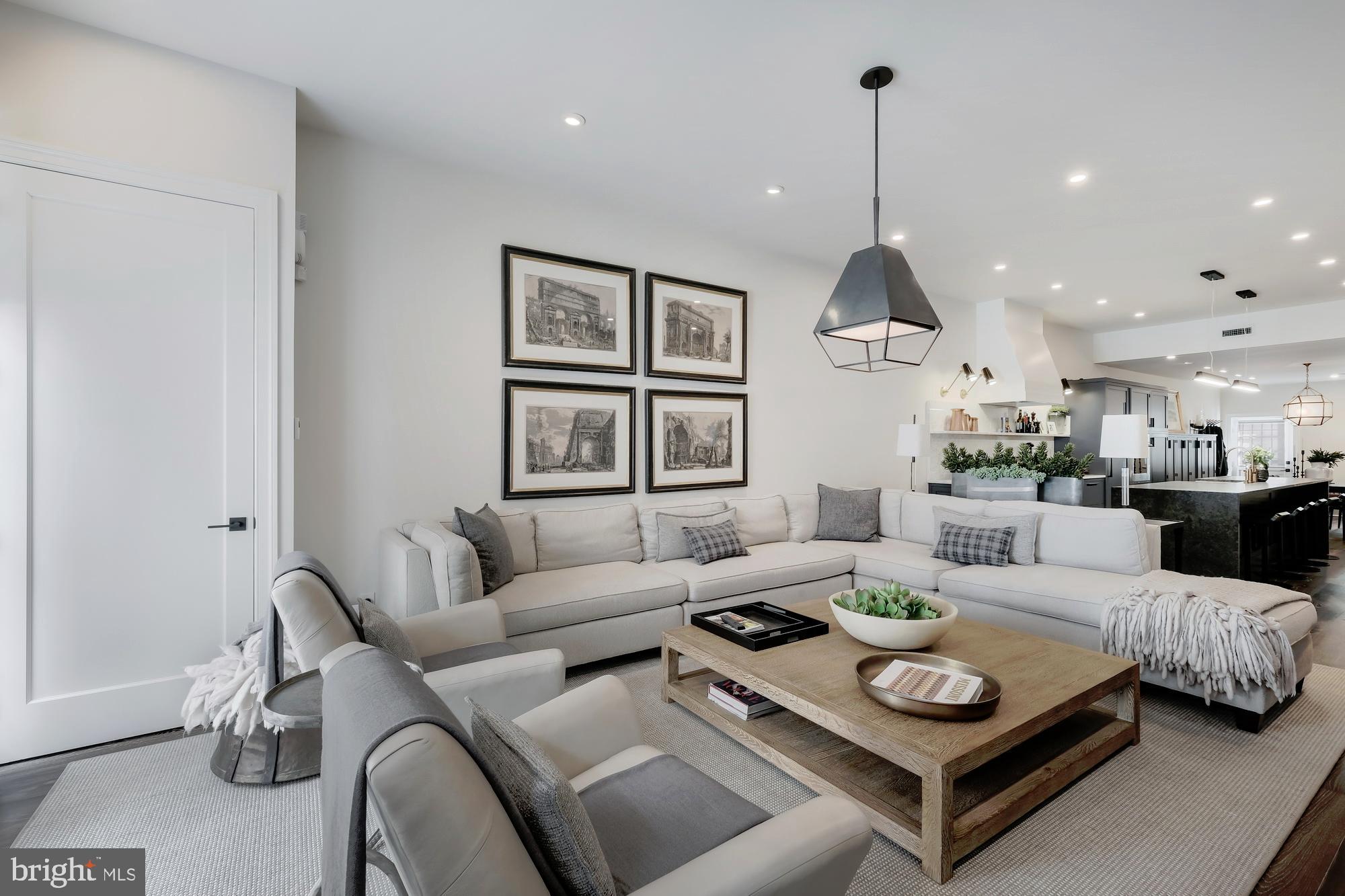 1710 Rittenhouse Square Philadelphia, PA 19103 - Photo 2 of 43