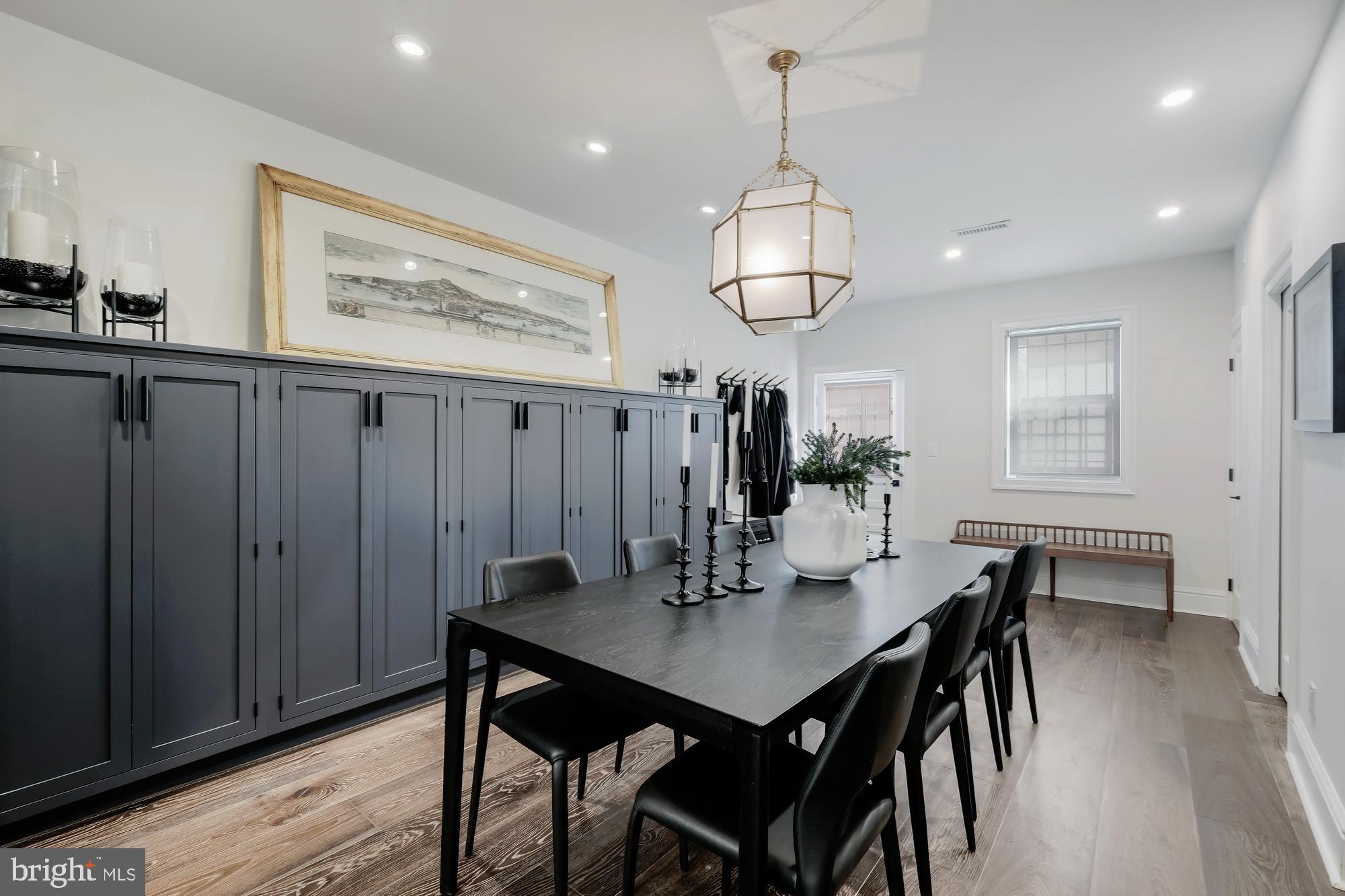 1710 Rittenhouse Square Philadelphia, PA 19103 - Photo 11 of 43