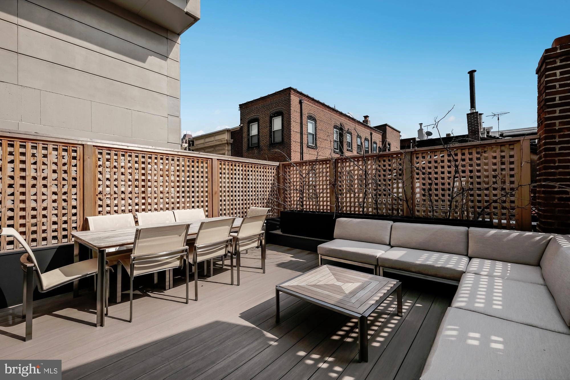 1710 Rittenhouse Square Philadelphia, PA 19103 - Photo 32 of 43