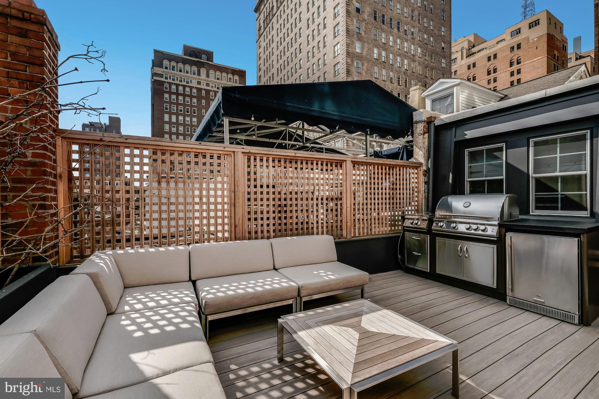 1710 Rittenhouse Square Philadelphia, PA 19103 - Photo 34 of 43