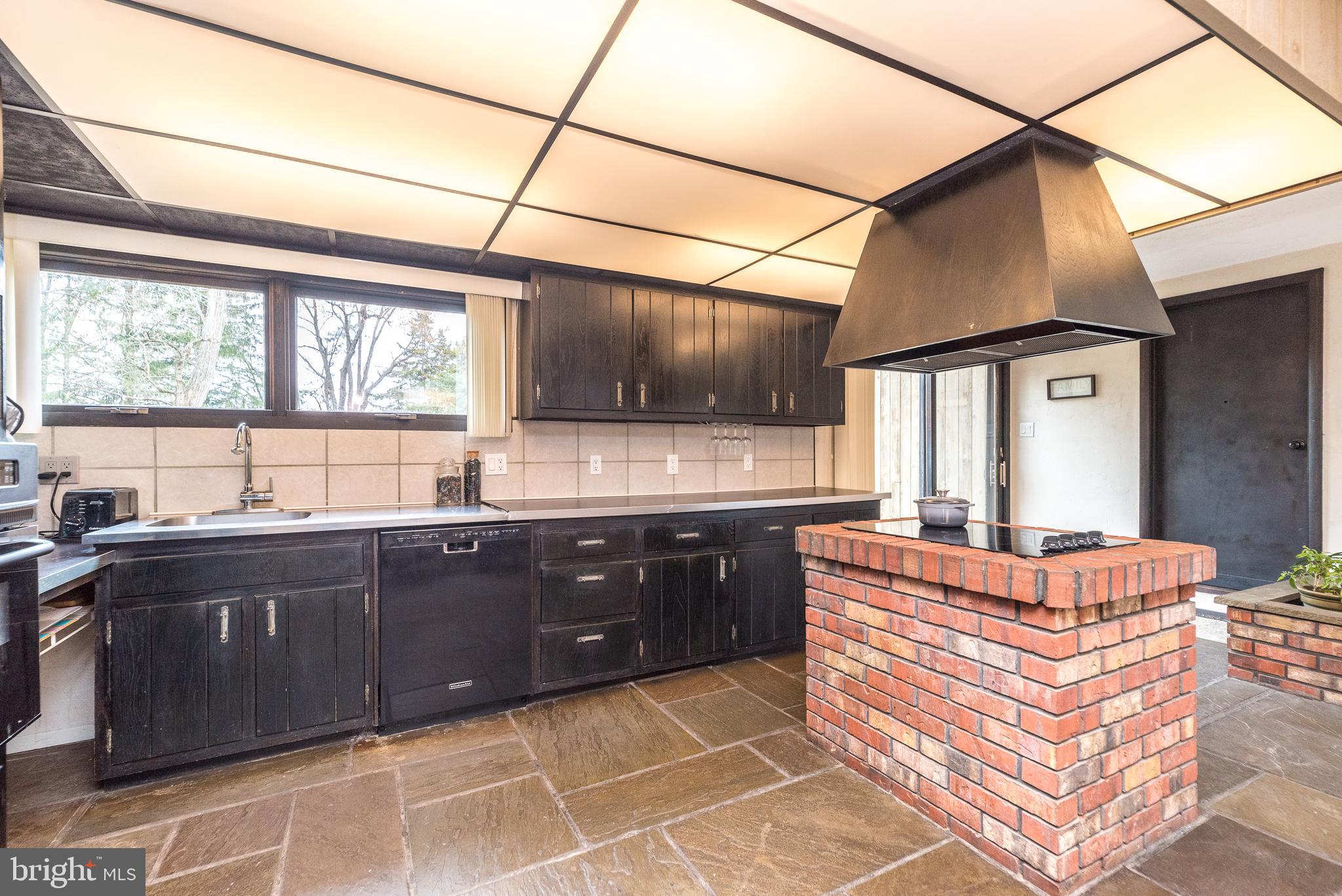 751 Linton Hill Road Newtown, PA 18940 - Photo 14 of 37