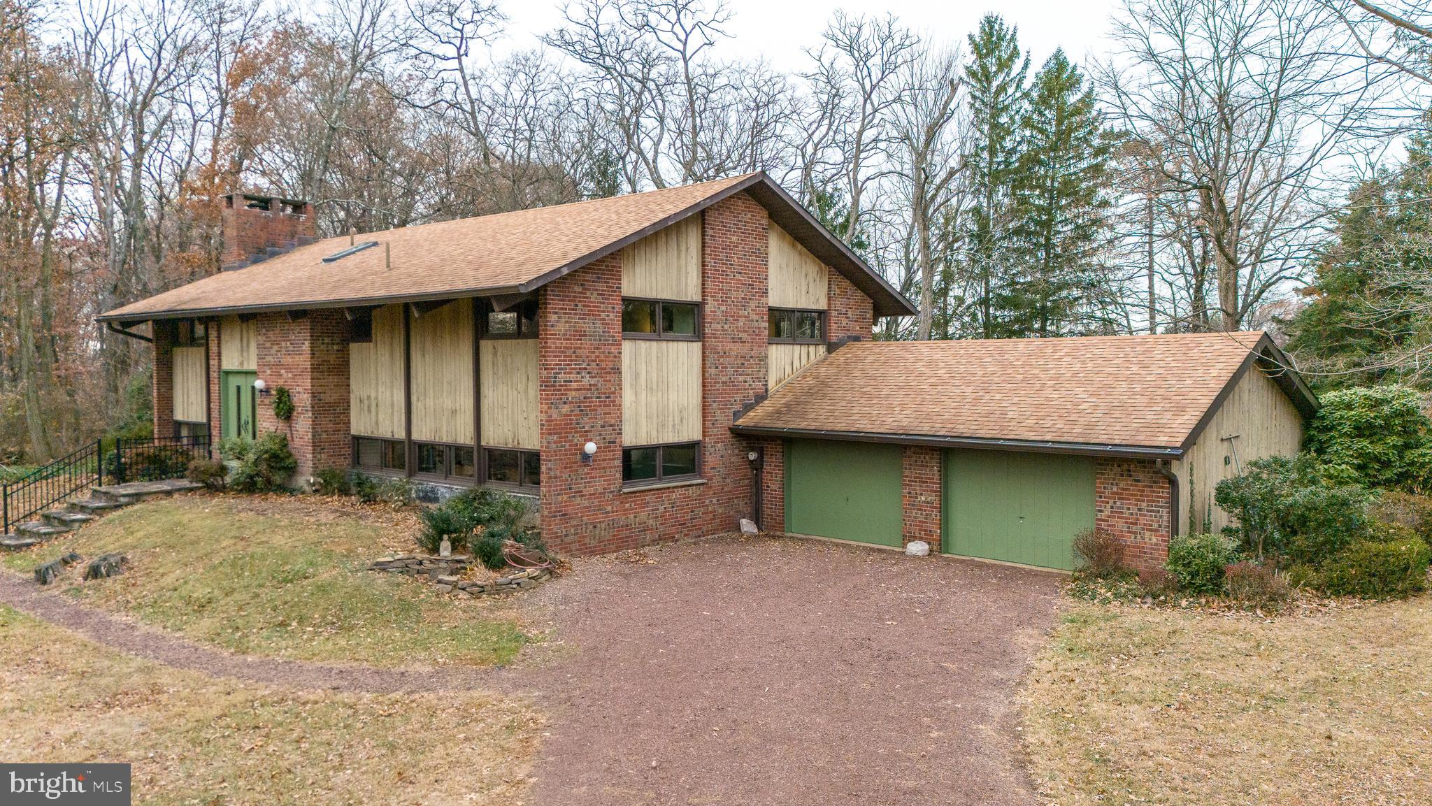 751 Linton Hill Road Newtown, PA 18940 - Photo 3 of 37