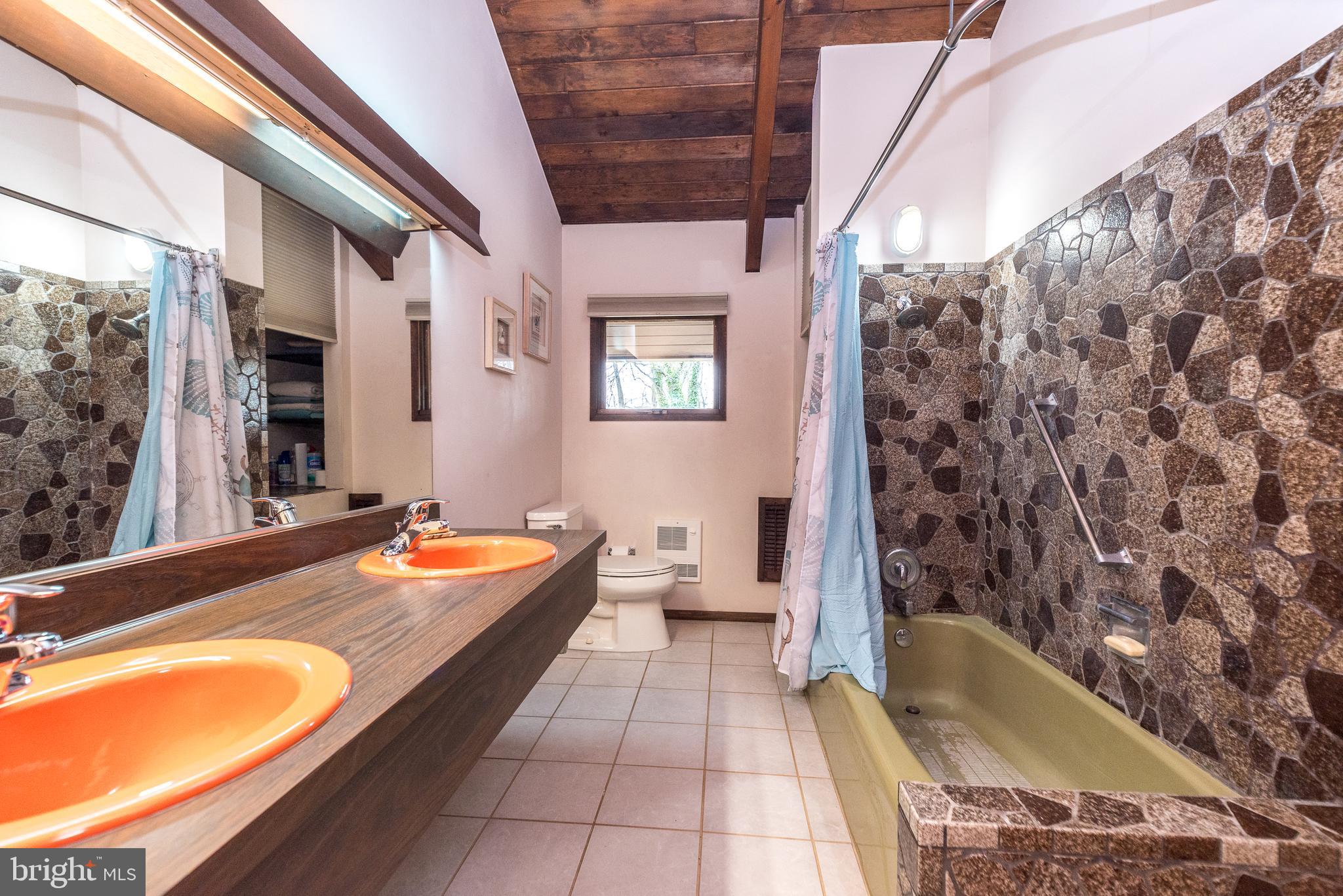 751 Linton Hill Road Newtown, PA 18940 - Photo 33 of 37 Hall Bath