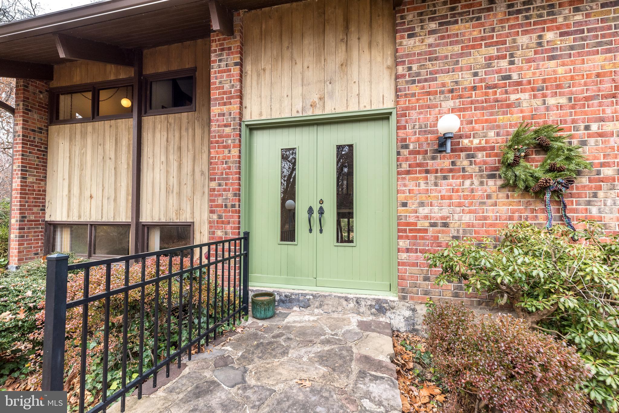 751 Linton Hill Road Newtown, PA 18940 - Photo 4 of 37